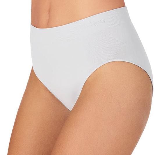 A lady wearing Seamless Comfort Hi Cut