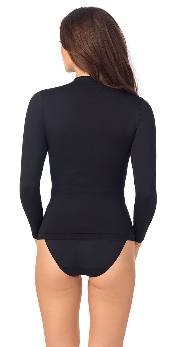 A lady wearing Seamless Comfort Long Sleeve in Black