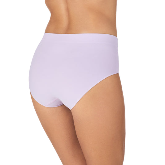 A lady wearing Seamless Comfort Brief in Lilac Haze