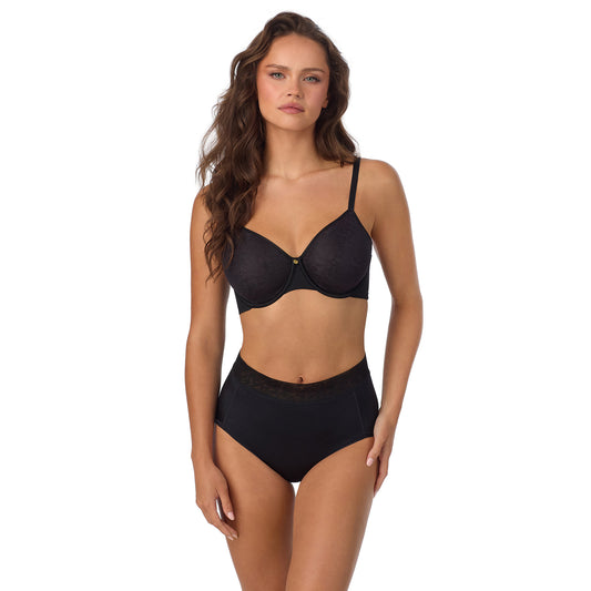 A Lady Wearing Safari Full Coverage Contour Spacer - Black facing front view