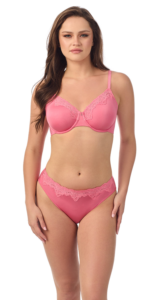 A lady wearing Lace Allure Moulded Unlined in Blossom