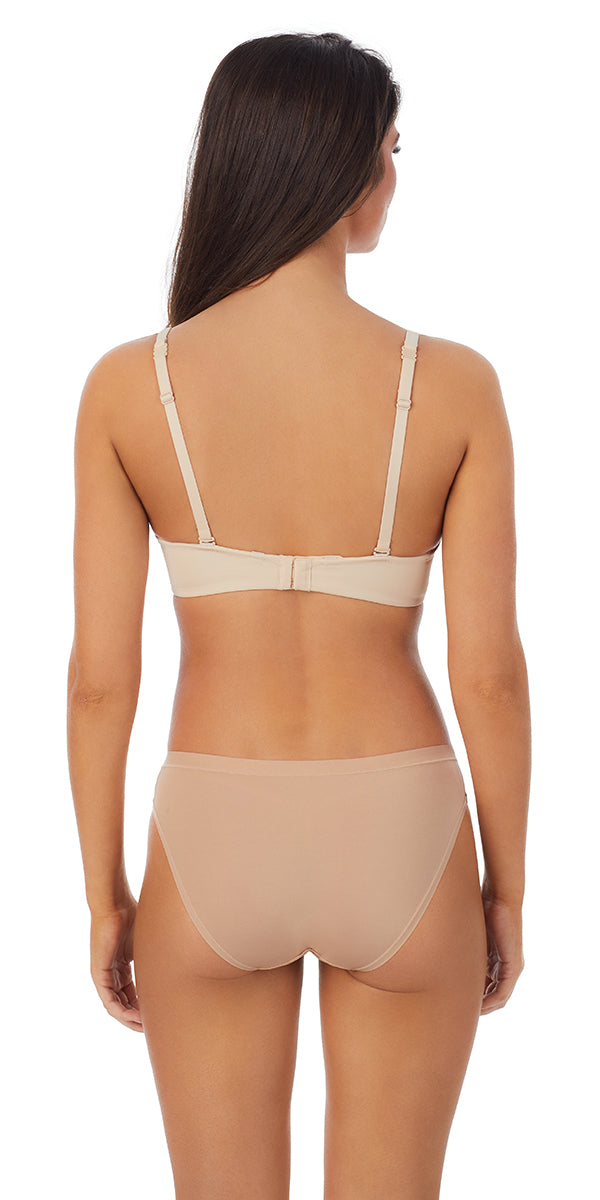 A lady wearing a almond infinite possibilities plunge bra.