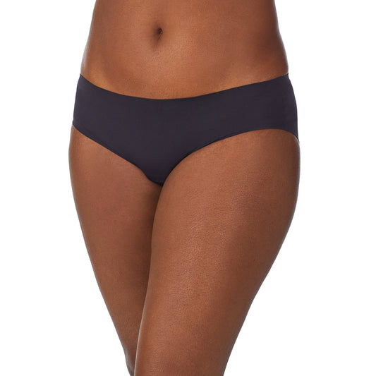 A lady wearing Smooth Shape Leak Resistant Hipster in Black