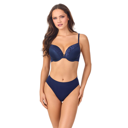 A lady wearing Safari T Shirt Bra in True Navy