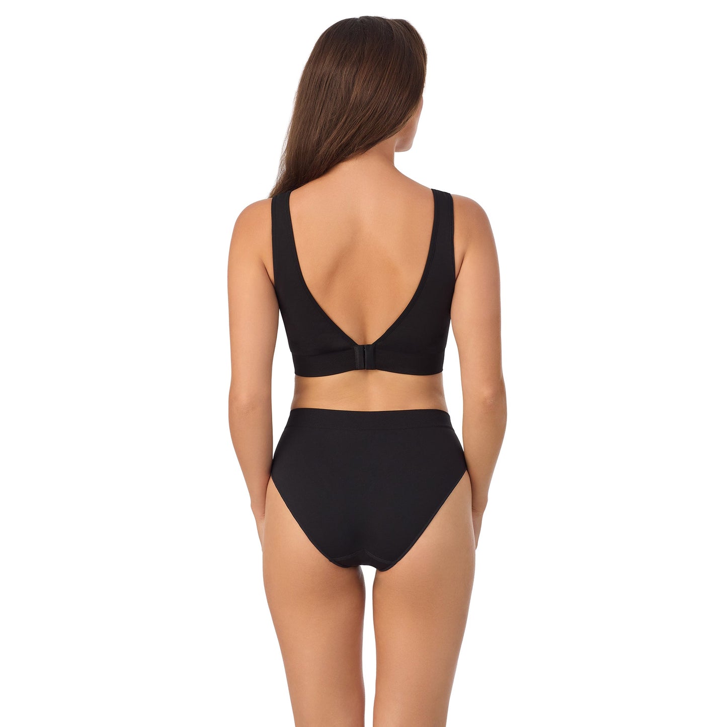 A lady wearing Seamless Comfort Wireless Back Smoother Black