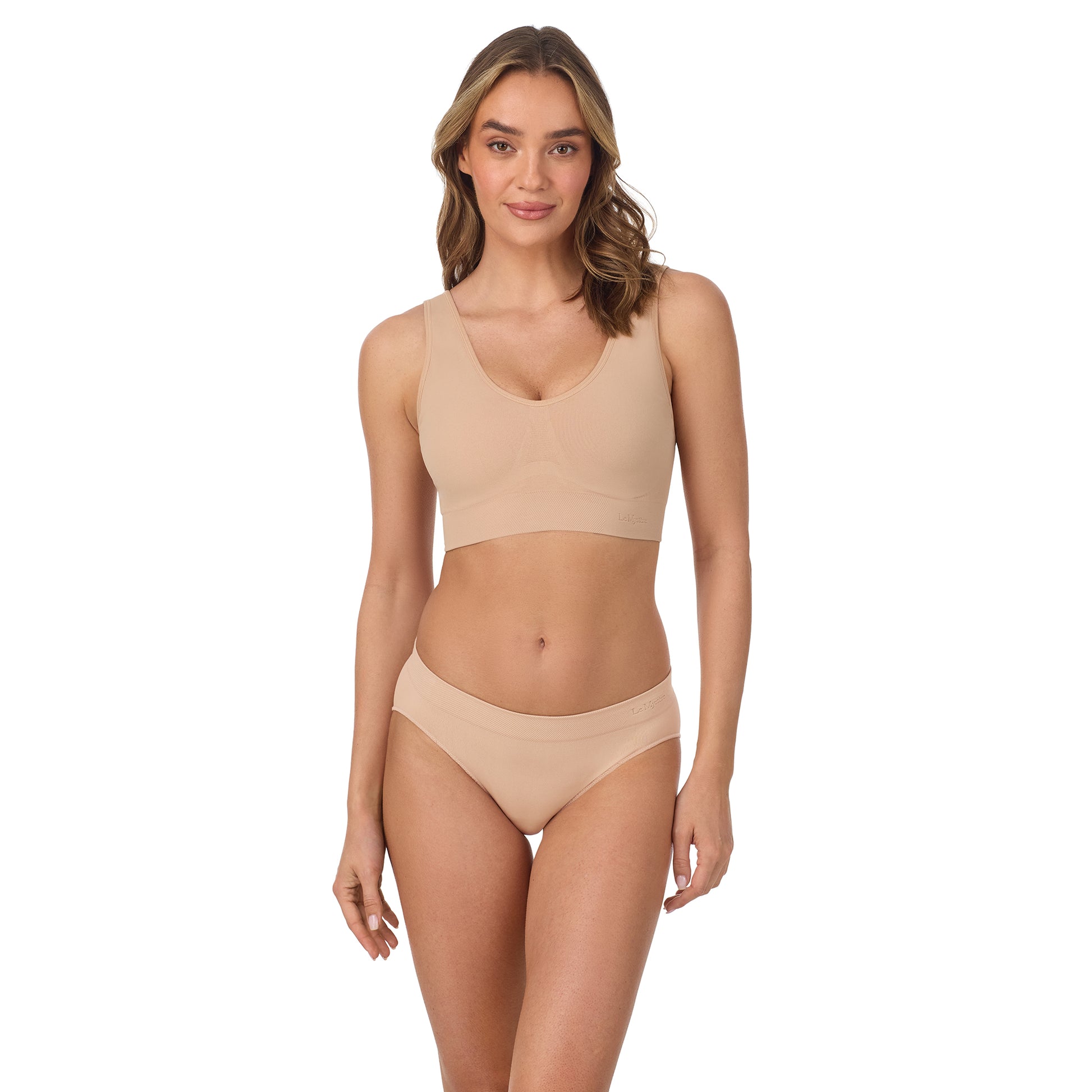Seamless Comfort Wireless Back Smoother - Natural