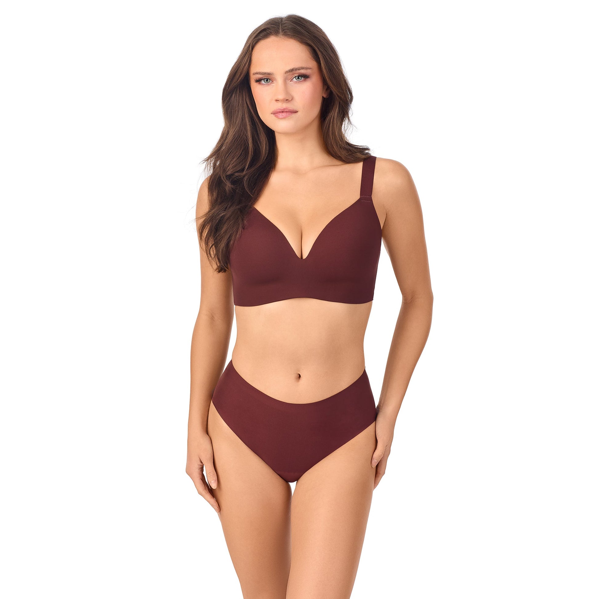 A lady wearing Smooth Shape 360 Smoother in Espresso