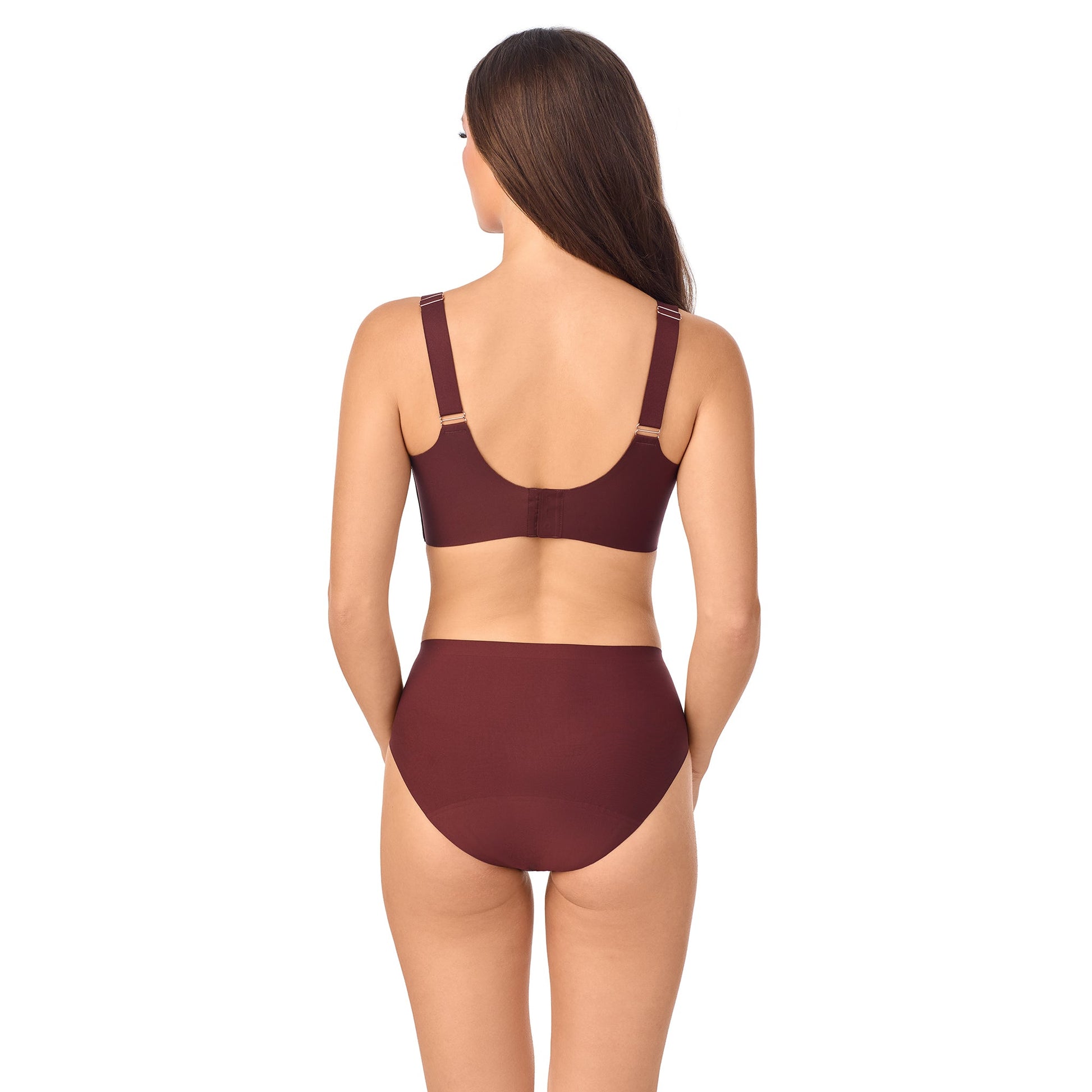 A lady wearing Smooth Shape 360 Smoother in Espresso