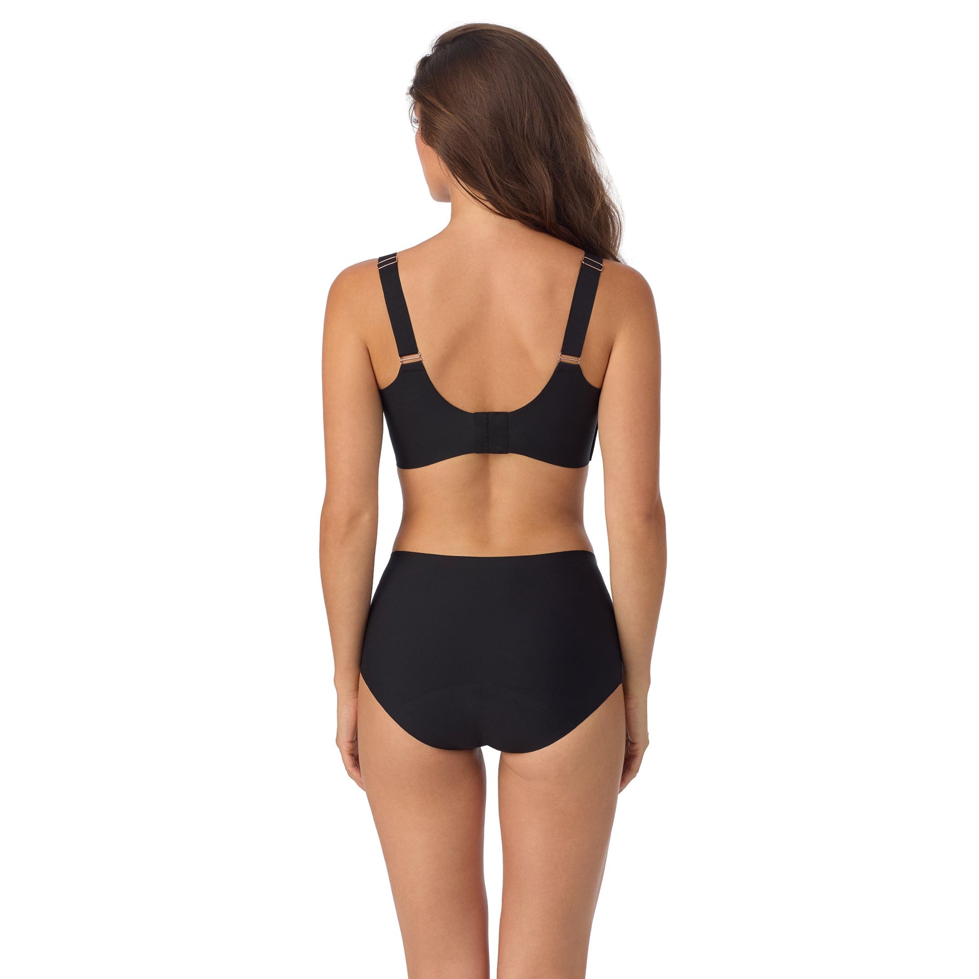 A lady wearing Smooth Shape 360 Smoother in Black