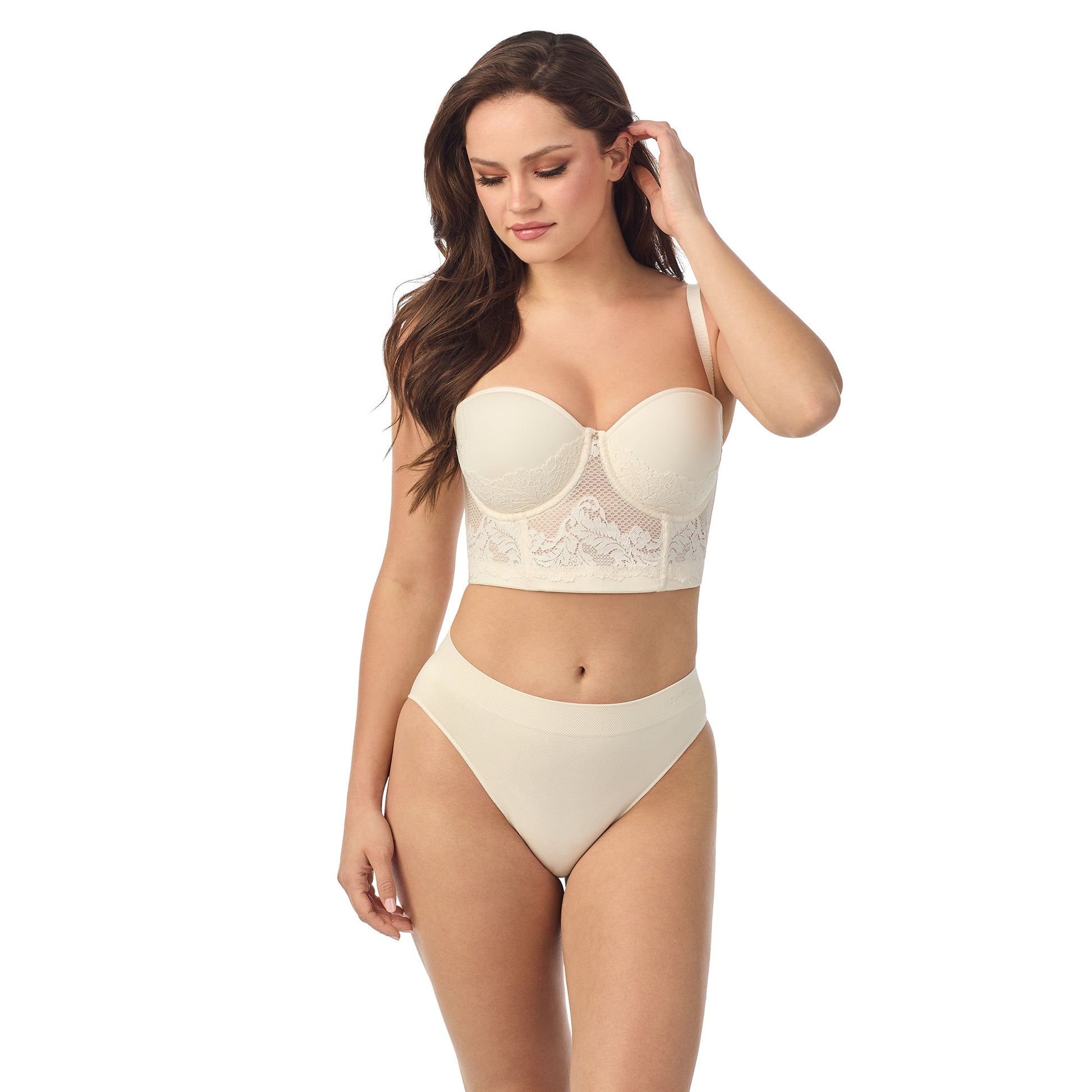 A lady wearing Lace Allure Bustier in Papyrus