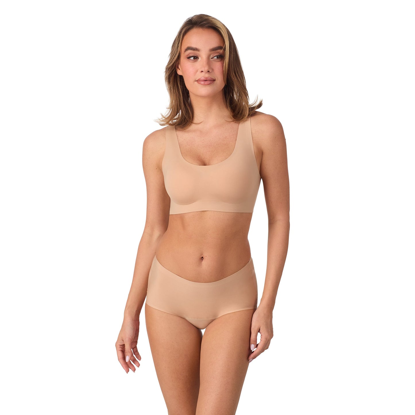 A lady wearing Smooth Shape Wireless in Natural