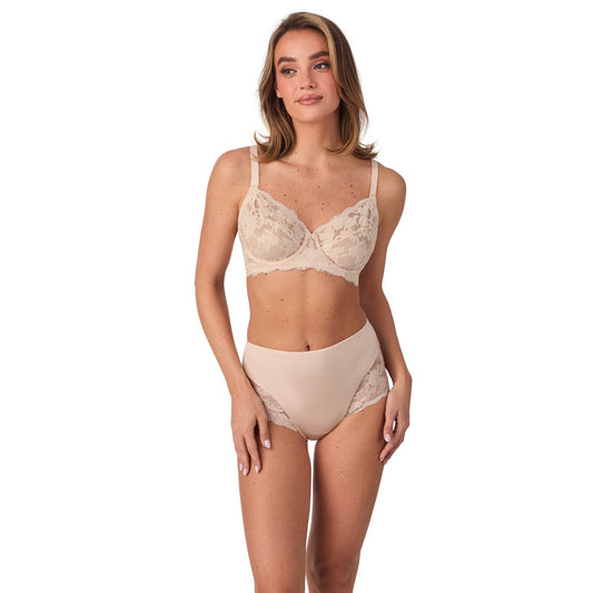 A lady wearing SoftLuxe Lace Full Fit Cut & Sew Soft Shell