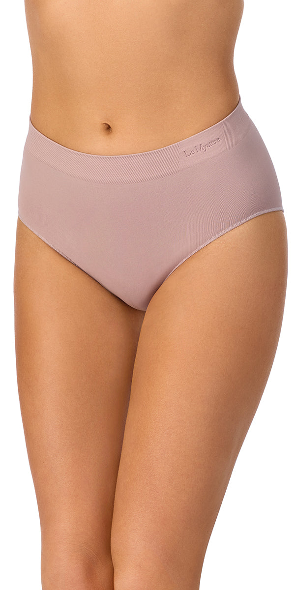 A Lady is wearing Mink Seamless Comfort Brief
