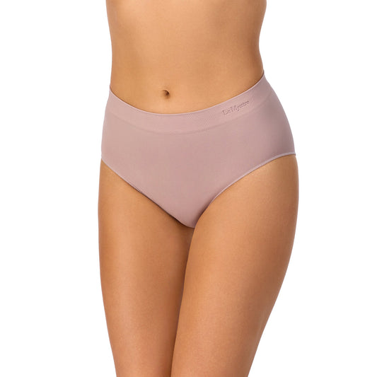 A lady wearing Seamless Comfort Brief Mink