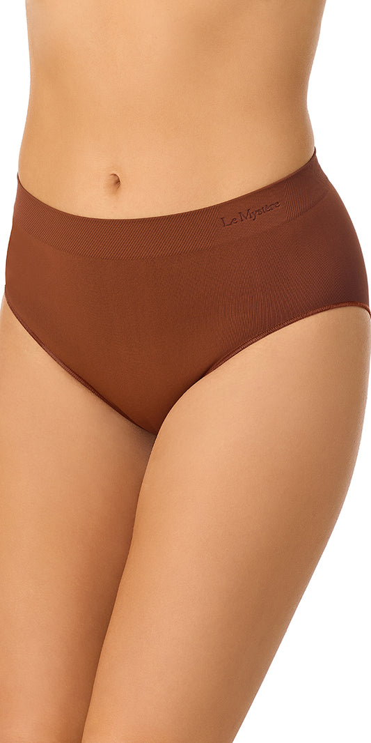 A lady wearing Bronzite Seamless Comfort Brief