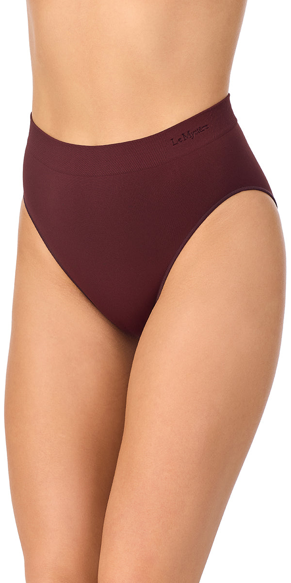 A lady wearing Seamless Comfort Hi Cut