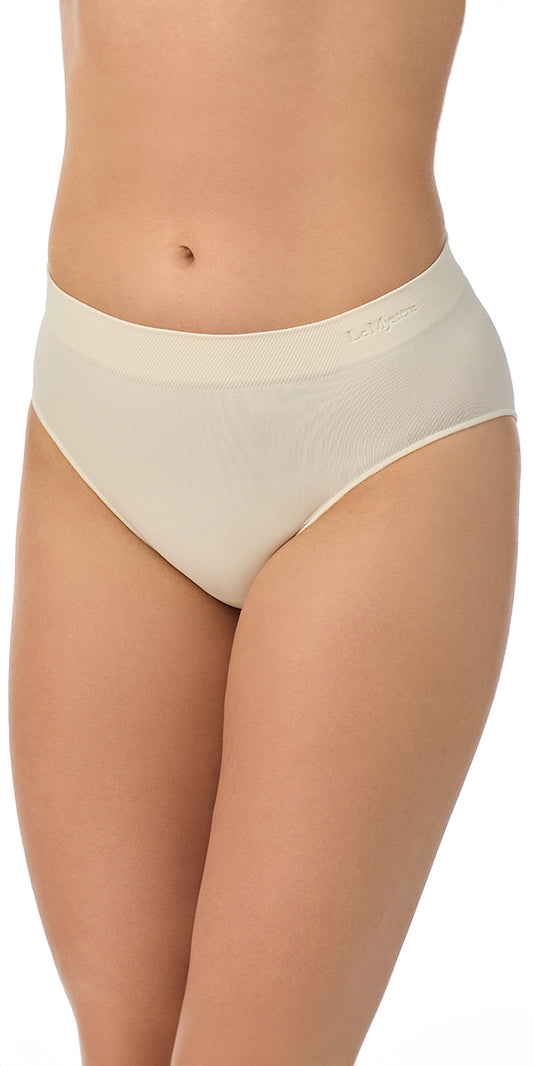 A lady wearing white Seamless Comfort Hipster