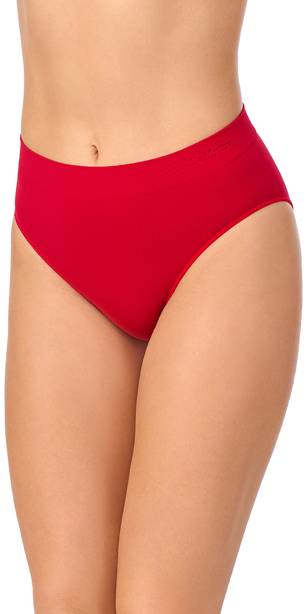 A lady wearing Seamless Comfort Hipster - Crimson