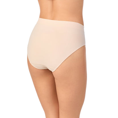 A lady wearing Seamless Comfort Hi Cut Brief in Soft Shell