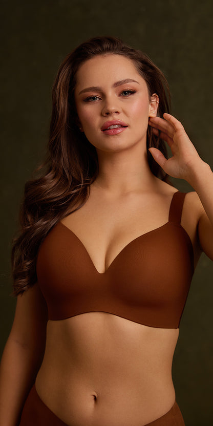 A lady wearing brown Smooth Shape 360 Smoother