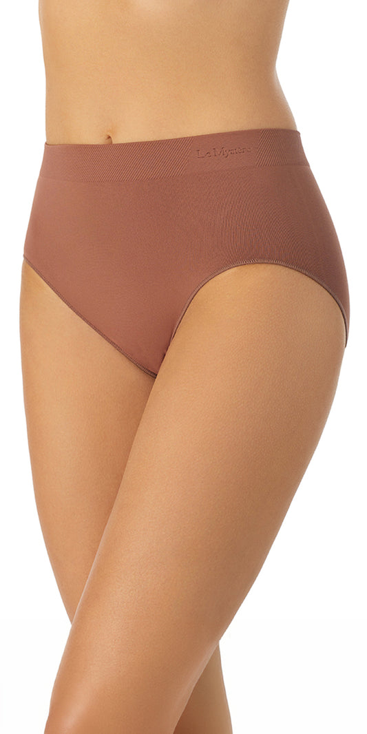 A lady wearing Cappuccino Seamless Comfort Brief
