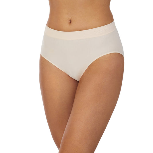 A lady wearing Seamless Comfort Brief in Soft Shell